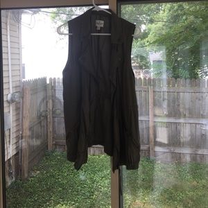 American Eagle Green Cargo Vest